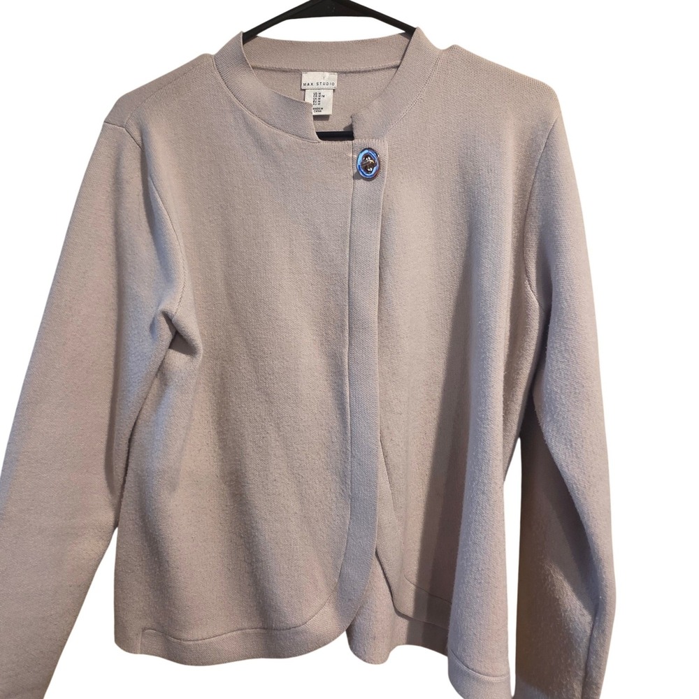 MAX STUDIO Womens Cardigan Sweater Jacket Beige Knit Asymmetrical Button M‎